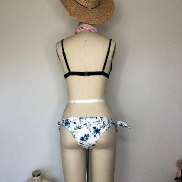 Triangl Mesh Bambi Triangle Color Block Bikini Top - Picture 4 of 6